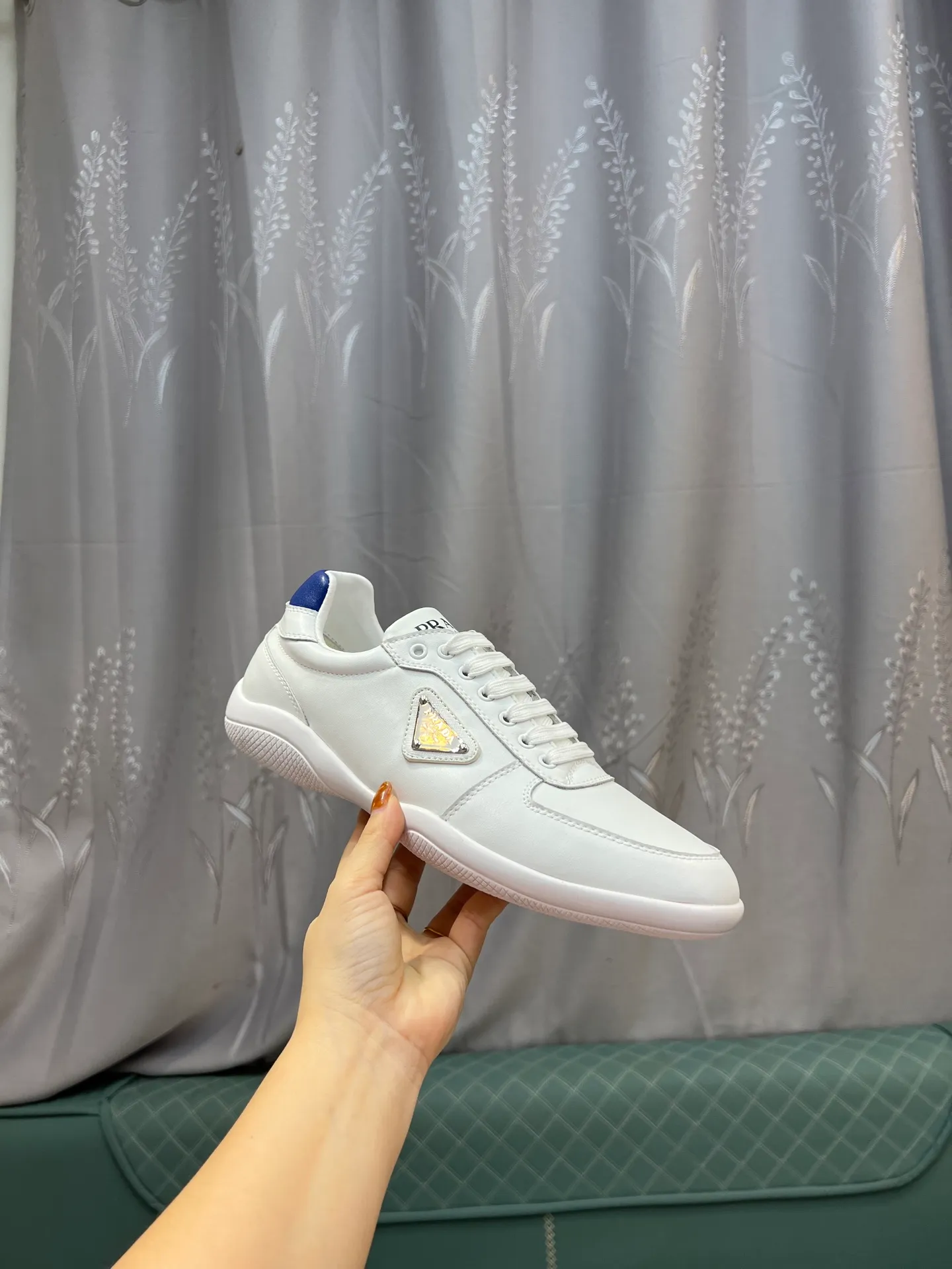 Men's men's shoes 💰440 [PRADA—Prada] 2025 latest model 🙈original replica! 👟👟👟Available here. The workmanship is top-notch. The upper is made of Italian 🇮🇹Imported calfskin. ❗️Breathable genuine leather lining @Suitable for travel. The original version has an enlarged engraved sole, making it suitable for all kinds of travels, showing low-key luxury. Size: 38-44 yards